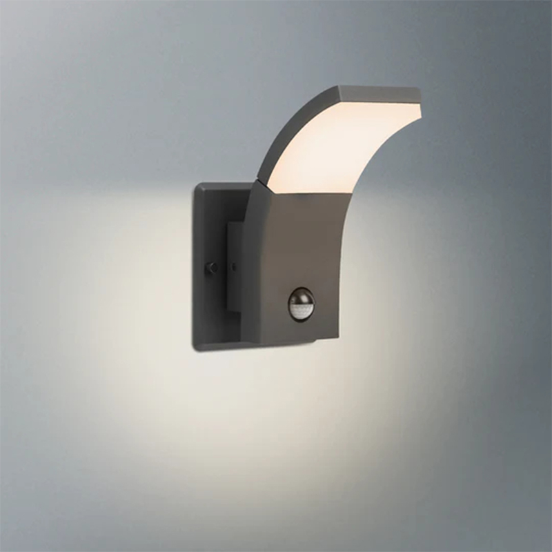 18513 IP54 6W 450Lm โคมไฟติดผนัง LED กลางแจ้ง