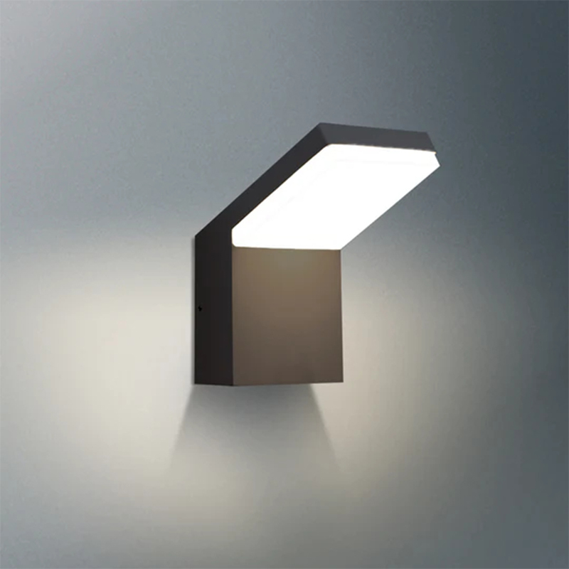 19215 IP65 18W 1800Lm โคมไฟติดผนัง LED กลางแจ้ง